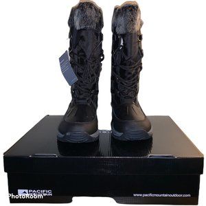 Women's NIB Black Pacific Mountain Whiteout Faux Fur Trim Winter Boots Size 10
